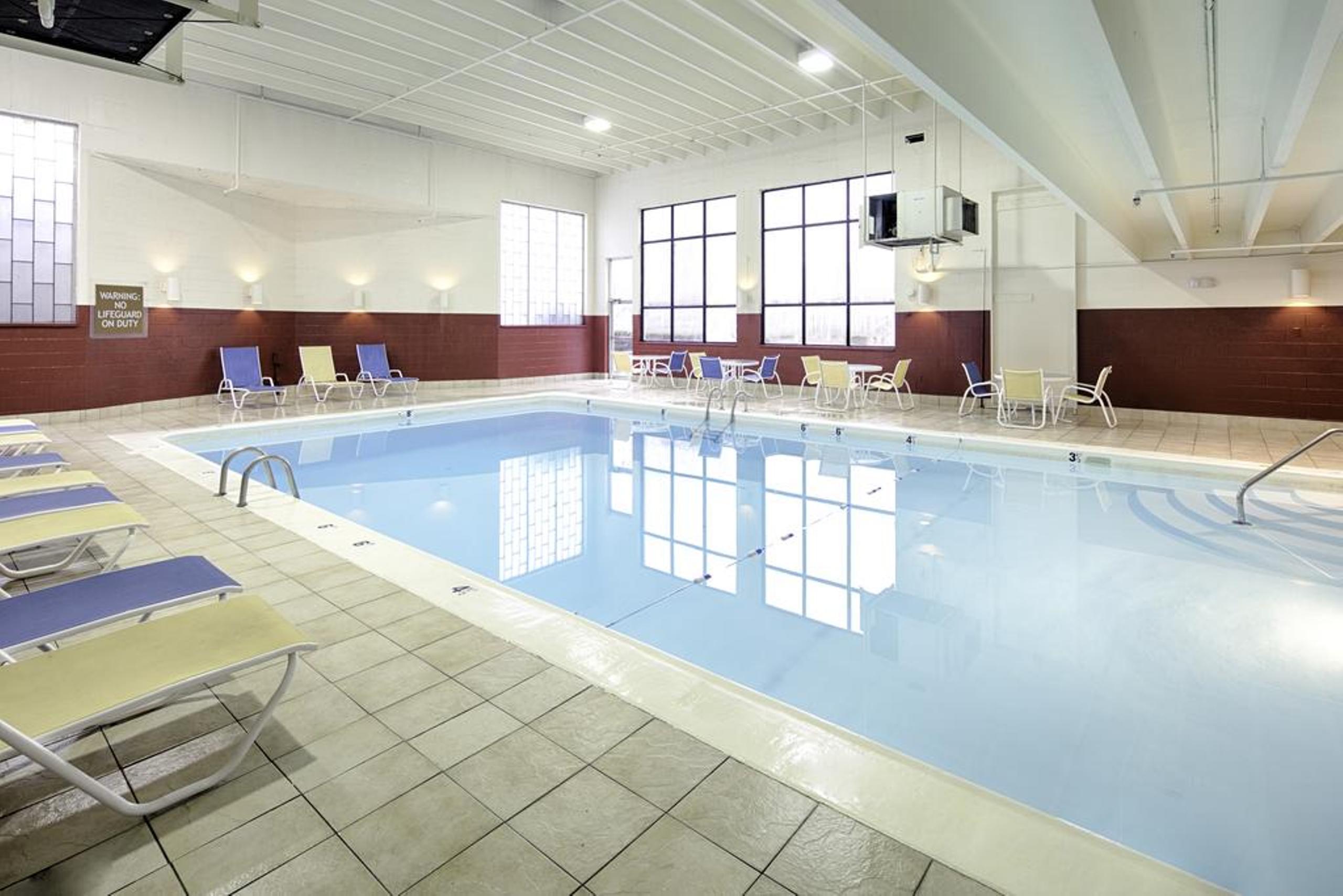 Hotel Clarion Inn&suites Chambersburg