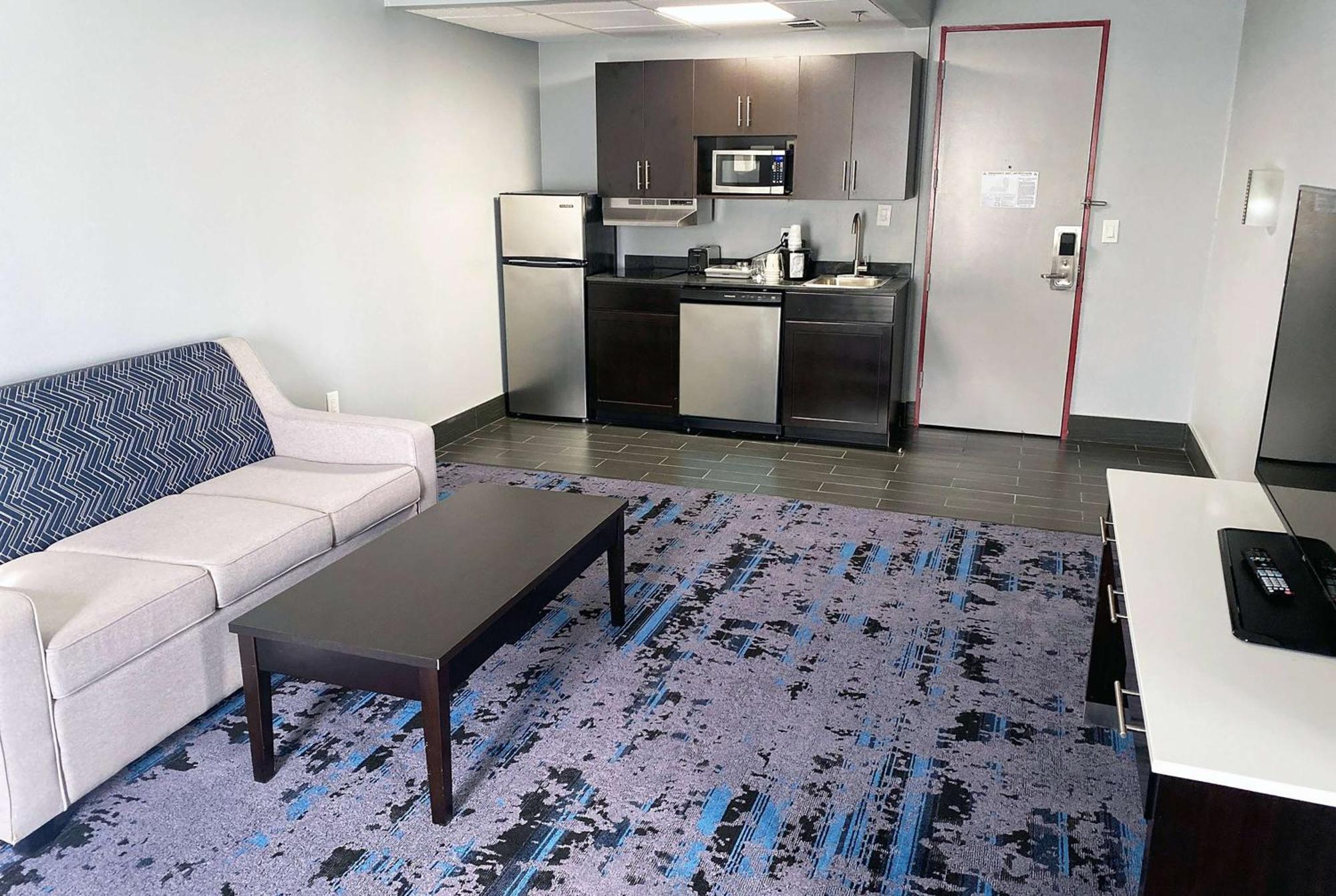 Hotel Clarion Inn&suites