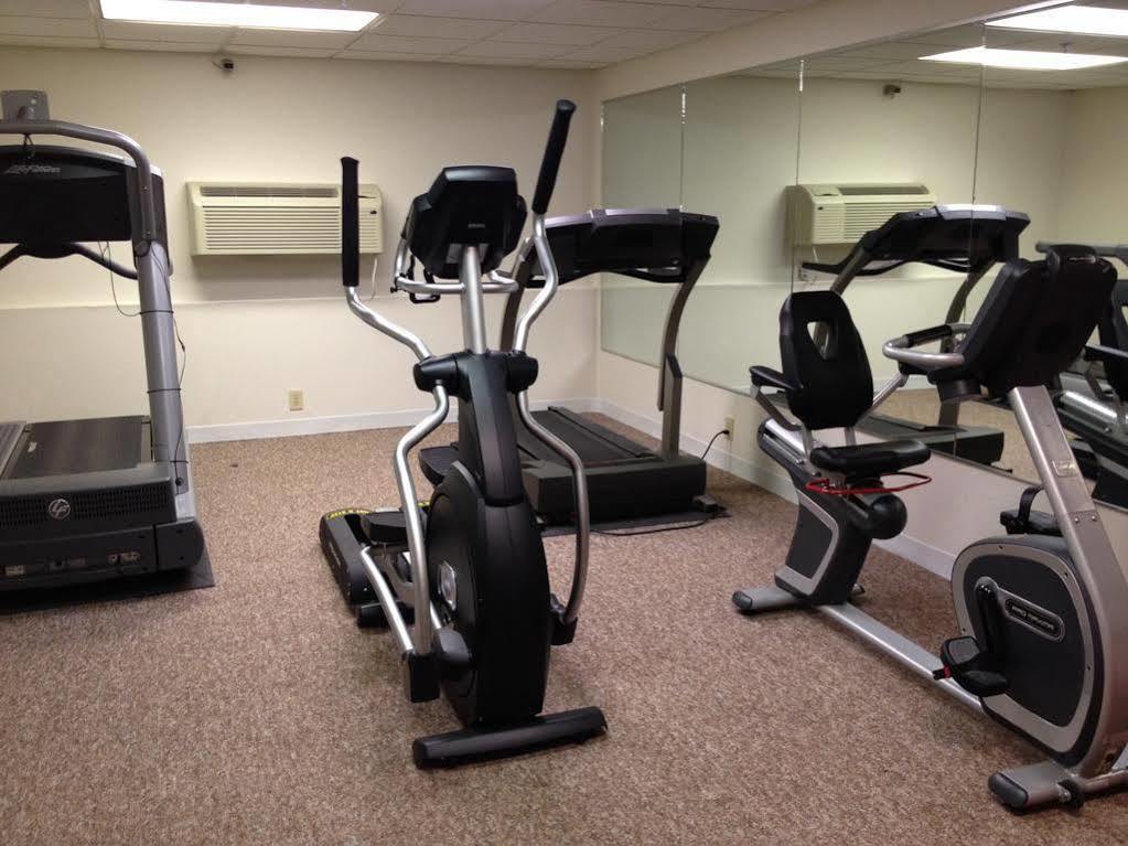 Clarion Inn&suites Chambersburg